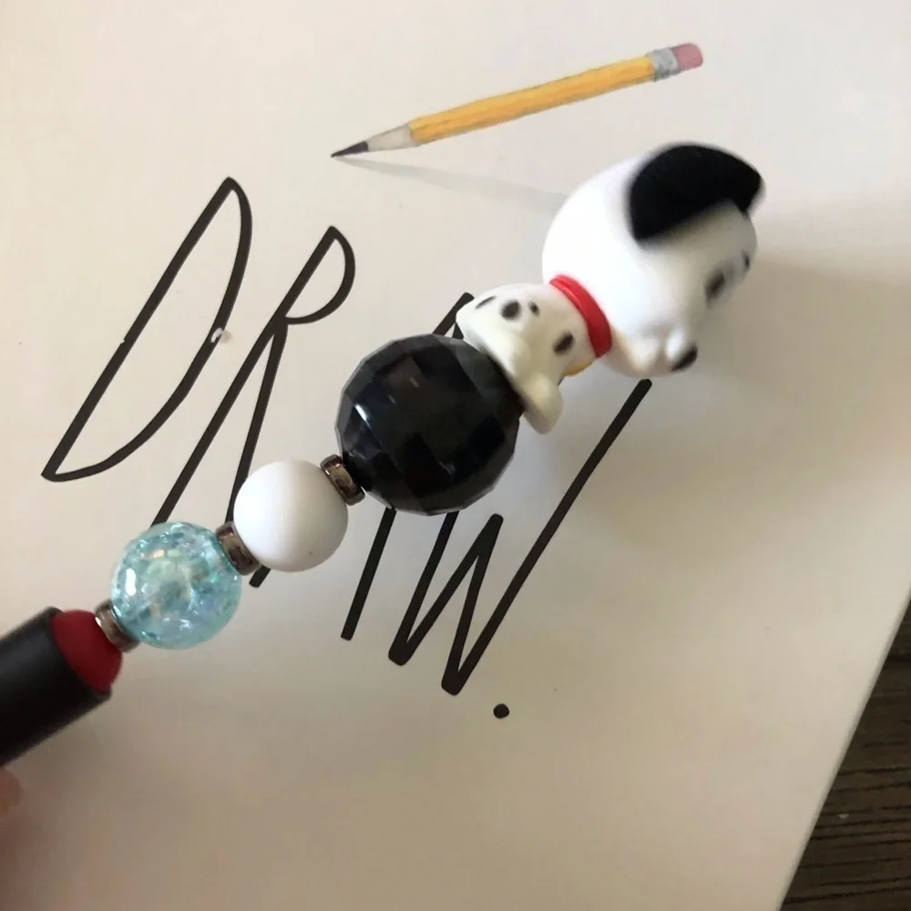 Disney Doorables: 101 Dalmatians: Pongo handmade beaded pen